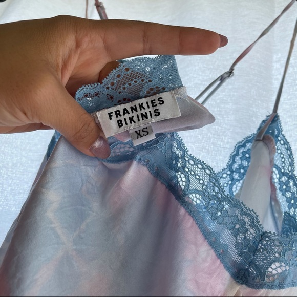 Frankies Bikinis Silk Set - Picture 4 of 4